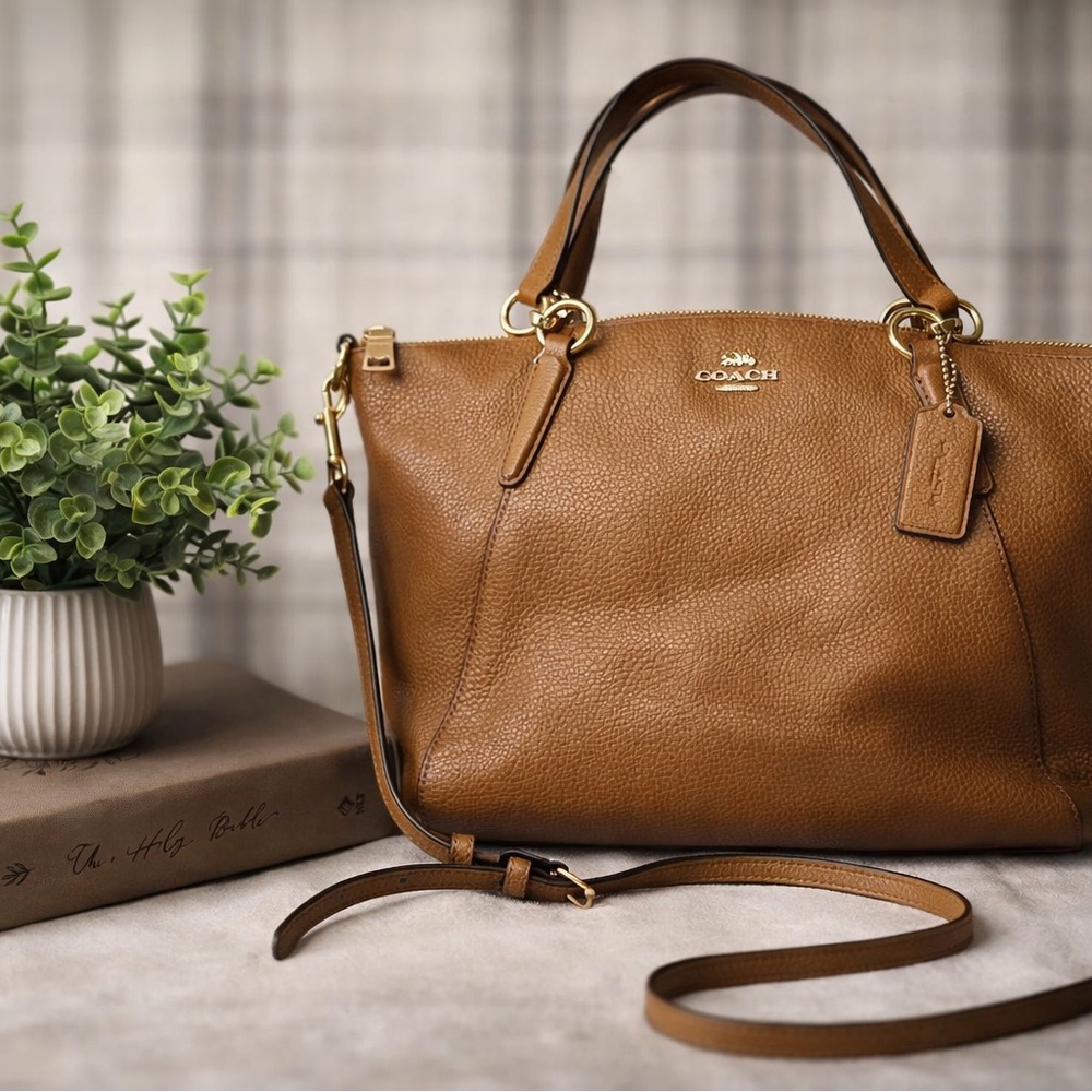 Coach Tan Pebbled Leather Tote with Gold Hardware